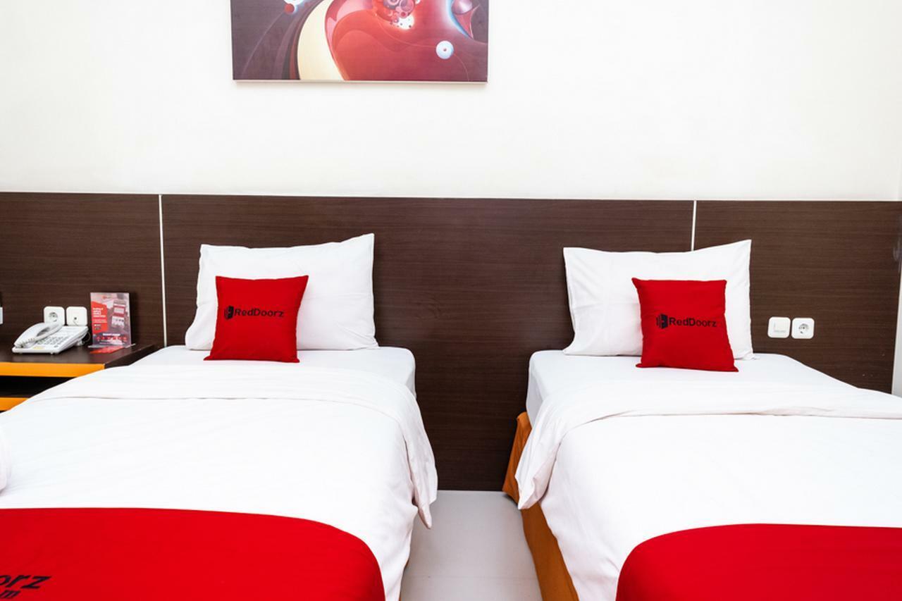 เรดดอร์ซ แอท เปลิตา รายา รัปโปจินี Hotel มากาซาร์ ภายนอก รูปภาพ