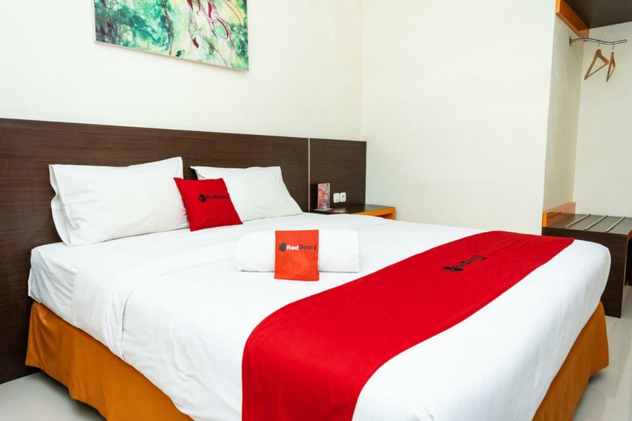 เรดดอร์ซ แอท เปลิตา รายา รัปโปจินี Hotel มากาซาร์ ภายนอก รูปภาพ